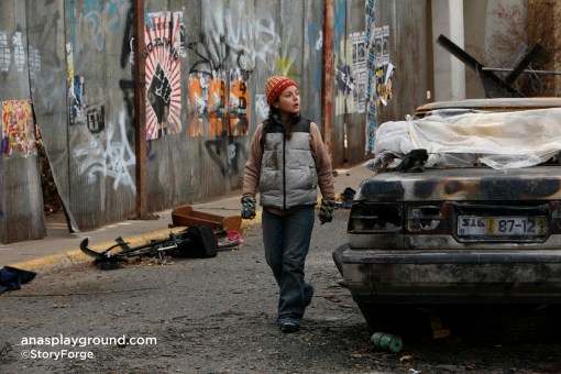 101_AnaPlay_RavenBellefleur