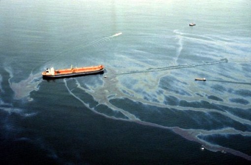 1990_The_Exxon_Valdez_freshawl.com_e